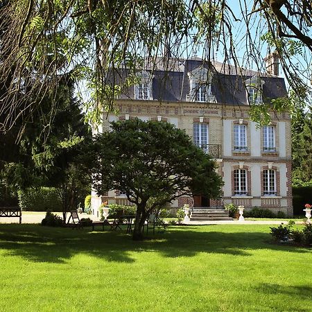 Manoir Le Mesnil Bed and Breakfast Saint-Martin-aux-Chartrains Exterior foto