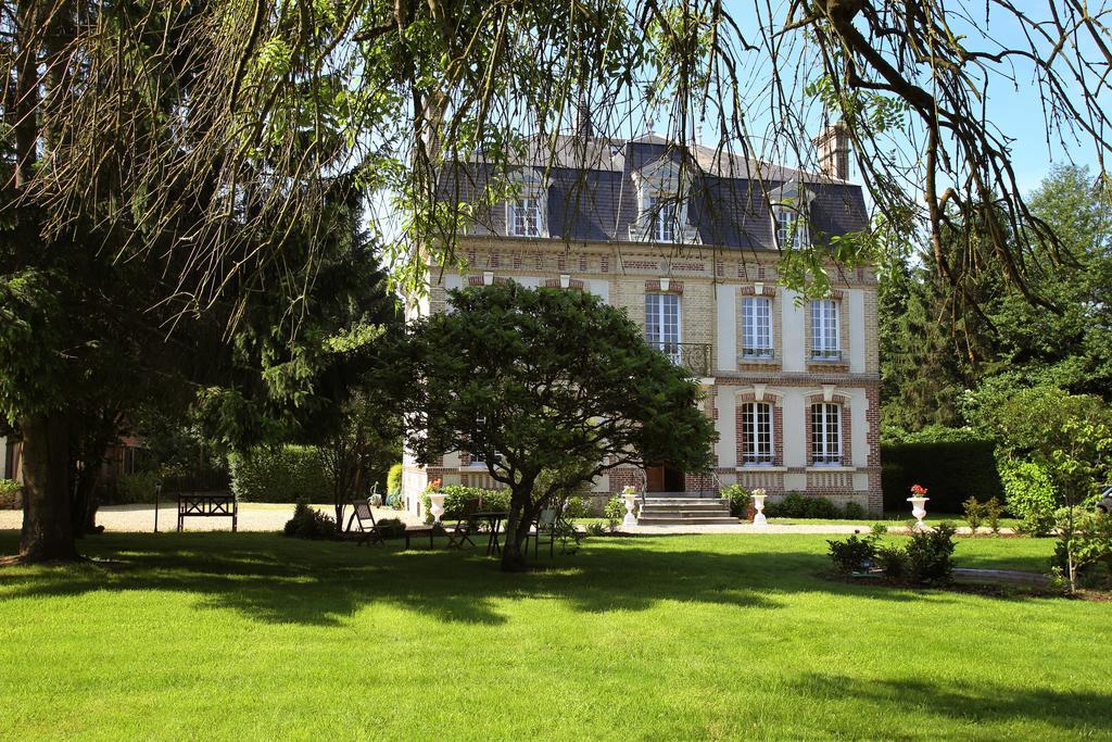 Manoir Le Mesnil Bed and Breakfast Saint-Martin-aux-Chartrains Exterior foto