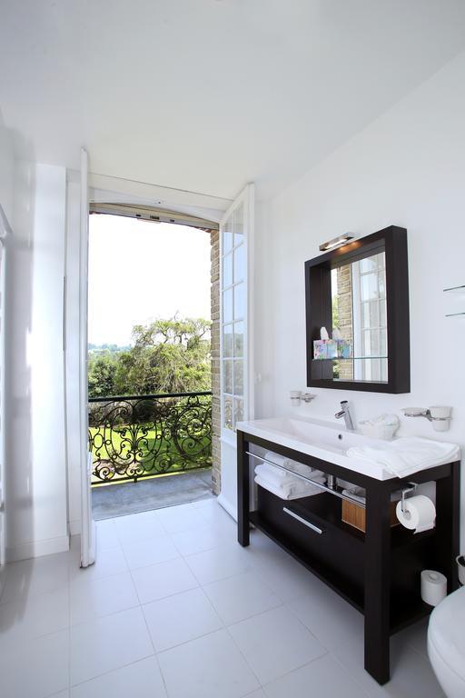 Manoir Le Mesnil Bed and Breakfast Saint-Martin-aux-Chartrains Exterior foto