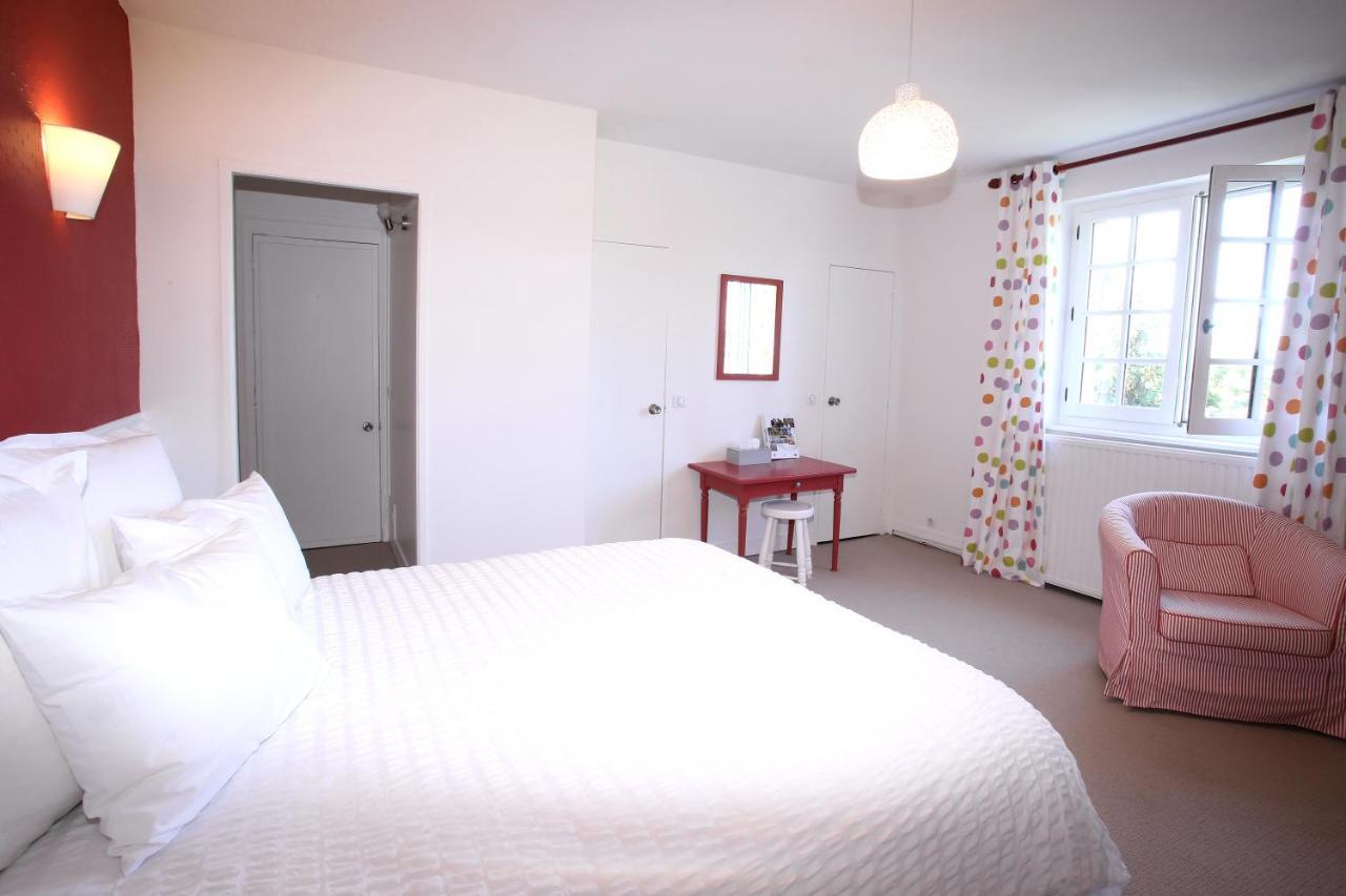 Manoir Le Mesnil Bed and Breakfast Saint-Martin-aux-Chartrains Exterior foto