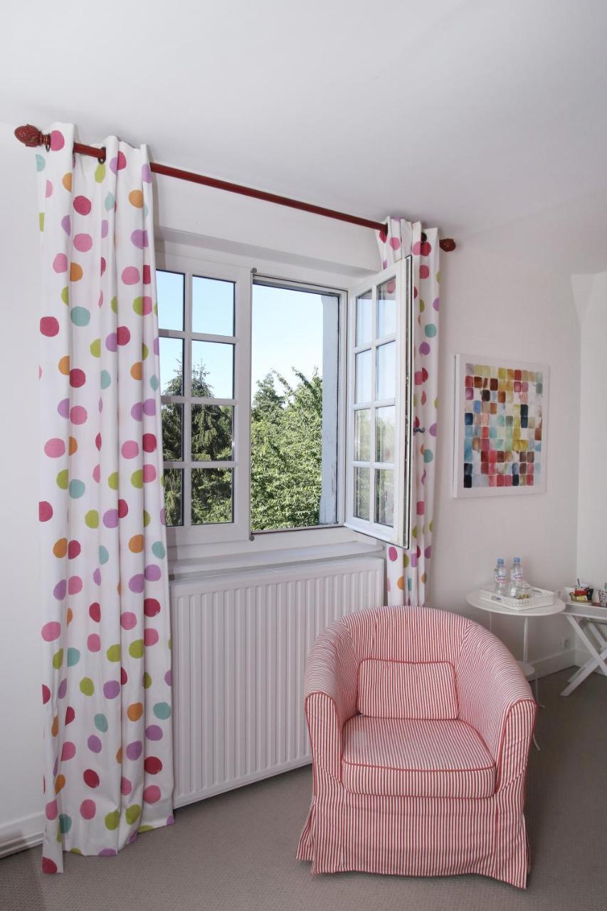 Manoir Le Mesnil Bed and Breakfast Saint-Martin-aux-Chartrains Exterior foto